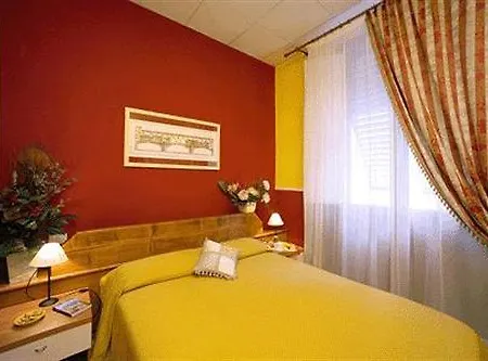 Residenza Manzoni فندق مبيت وإفطار فلورنس