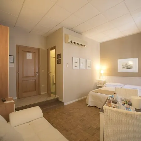 Bed and Breakfast Residenza Manzoni 3*