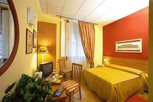 Alojamento de Acomodação e Pequeno-almoço Residenza Manzoni 3*